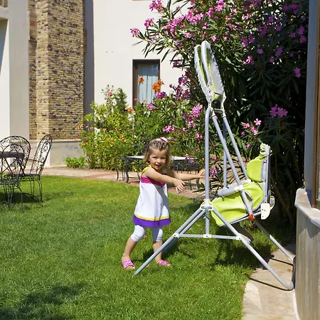 Efes Butik 3* 키라즐리