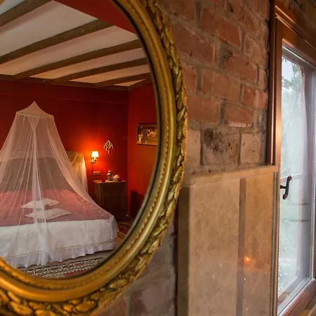 Efes Butik 키라즐리