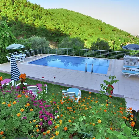 Efes Butik Kirazli (Aegean)