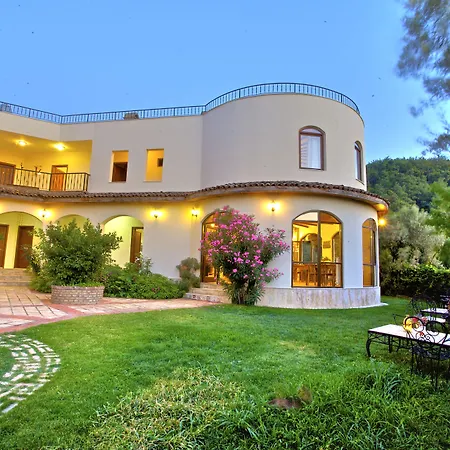 Efes Butik Hotel 3*