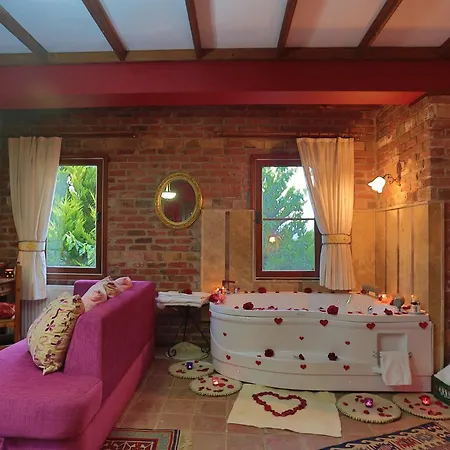 Efes Butik Kirazli (Aegean)